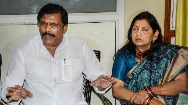 Anand Mohan case: रिहाई के खिलाफ आज सुप्रीम कोर्ट में सुनवाई, जी. कृष्णया की पत्नी ने डाली थी याचिका