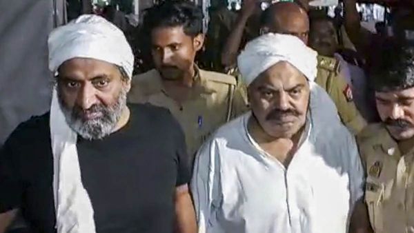 Atiq Ahmed Ward: अतीक अहमद के गढ़ चकिया में कौन जीता, सपा या बीजेपी? सीएम योगी ने की थी रैली