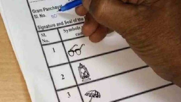 UP nikay chunav: डबल टेंशन में पुलिस, काउंटिग के दौरान 94 मतपत्र मिले गायब...जीता हुआ प्रत्याशी भी फरार