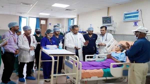 Bhopal AIIMS: ECMO मशीन से मिली मरीज को नई जिंदगी, MP में पहली बार किसी सरकारी अस्पताल में इसे किया गया उपयोग