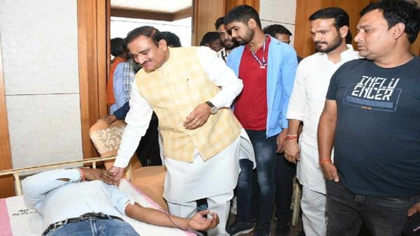 Sagar News: MP में रक्तदान का रिकॉर्ड 24 घंटे में एक ही जगह 974 ब्लड डोनेशन