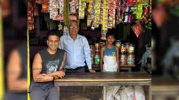 अरबपति दामाद नितिन कामथ के किराना दुकानदार ससुर सिखा रहे जिंदगी का फलसफा! पढ़ें इंट्रेस्टिंग स्टोरी