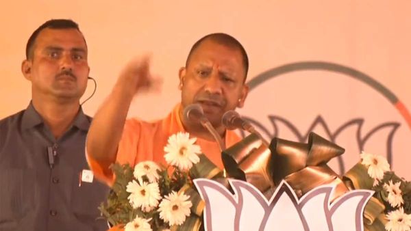 International Yoga Day: UP में 15 जून से शुरू होगा 'योग सप्ताह', पर्यटन स्थलों की होगी ब्रांडिंग