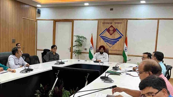 उत्तराखंड राज्य स्तरीय वनाग्नि संकट प्रबंधन सेल बैठक, मुख्य सचिव के निर्देश,फायर अलर्ट पर तुरंत दें रिस्पांस