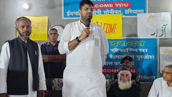 डिप्टी सीएम दुष्यंत चौटाला ने दो सड़कों को दी मंजूरी