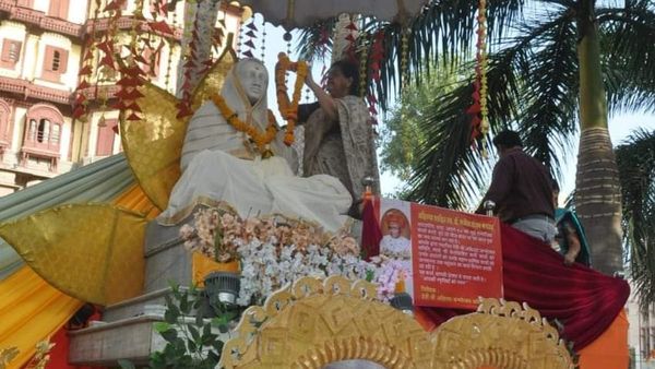 Indore gourav divas पर निकली यात्रा, अहिल्या माता जन्मोत्सव पर श्रद्धालुओं ने की परिक्रमा