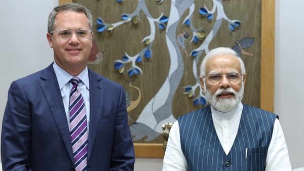 Walmart CEO के साथ मुलाकात के बाद पीएम मोदी ने कहा- सार्थक रही मुलाकात, हुई व्यावहारिक चर्चा