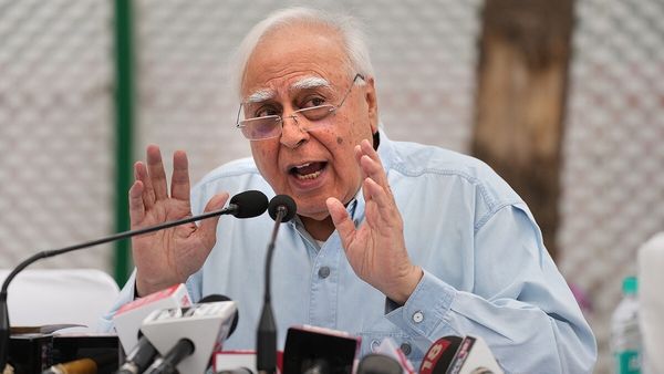 कर्नाटक चुनाव में जीत के बाद कांग्रेस को कपिल सिब्बल ने दिया संदेश, कहा- 'अगले 5 साल के लिए...'