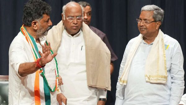 Karnataka से कांग्रेस को एक और टेंशन! डीके और सिद्धारमैया के बाद अब इस नेता के समर्थकों ने मांगा सीएम पद