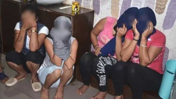 MP: इस हालत में मिली पश्चिम बंगाल की यु​वतियां, सागर में सेक्स रैकेट का खुलासा