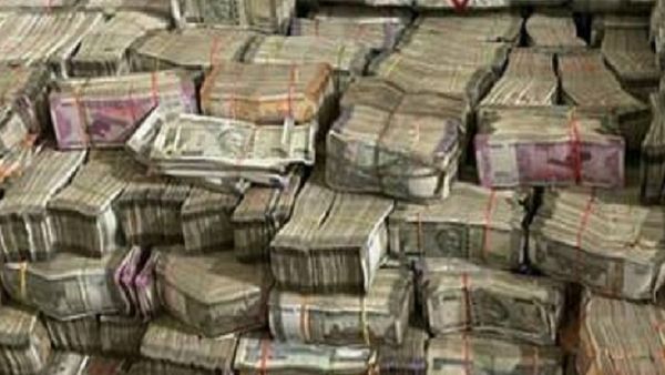 CBI Raid: WAPCOS के पूर्व CMD से जुड़े 19 ठिकानों पर CBI की रेड, 20 करोड़ की नकदी जब्त