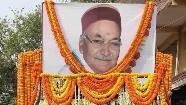 Harishankar Tiwari: माफिया, बाहुबली या नेता, आखिर कौन थे हरिशंकर तिवारी?
