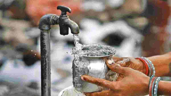 UP Har Ghar Jal scheme: Water कनेक्शन के मामले में महाराष्ट्र को पछाड़ कर दूसरे नंबर पर पहुंचा UP