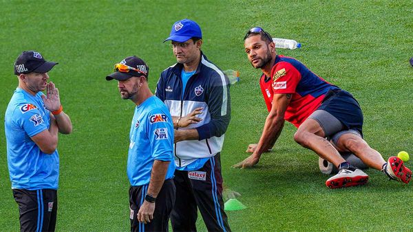 PBKS vs DC Winner Prediction : डेविड और धवन आमने-सामने, कौन जीतेगा धर्मशाला में आज का मुकाबला