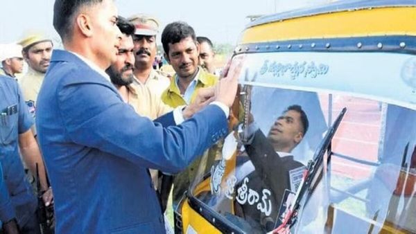 तेलंगाना में त्वरित पुलिस सहायता प्राप्त करने के लिए करना होगा QR कोड को स्कैन 