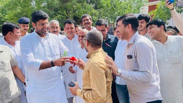 उपमुख्यमंत्री दुष्यंत चौटाला ने बीजेपी सांसद रतन लाल कटारिया के निधन पर जताया शोक