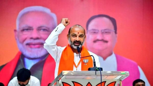 ’बंकिंग मास्टर हैं तेलंगाना के सीएम केसीआर’,  भाजपा प्रदेश अध्यक्ष बंदी संजय का बड़ा हमला