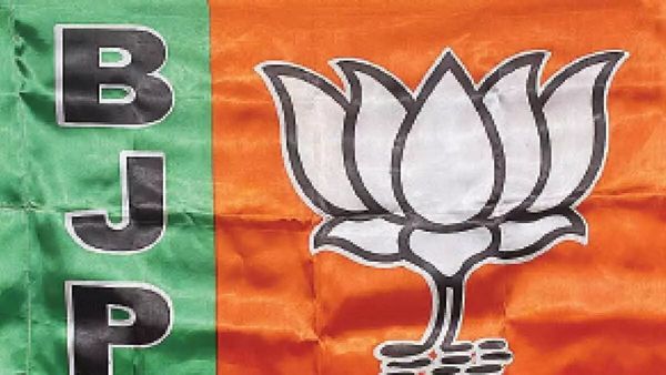 तेलंगाना में भाजपा की गति कछुए की चाल से आगे बढ़ रही