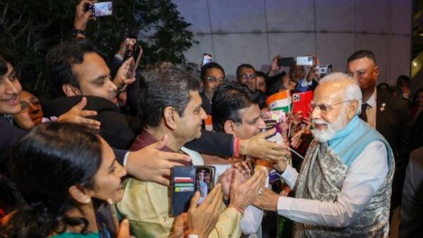 ऑस्ट्रेलिया पहुंचे PM मोदी, सिडनी में 20 हजार भारतीय मूल के लोगों को करेंगे संबोधित