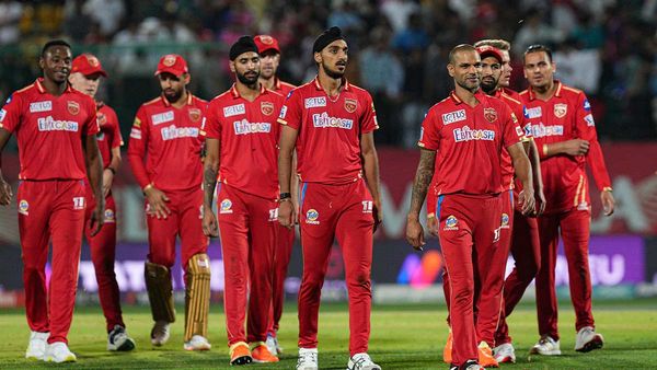 IPL 2023 में कैसे शुरू के 6 ओवरों ने ही लिख दी प्लेऑफ से बाहर होने वाली इन टीमों की 'स्क्रिप्ट'