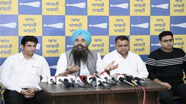 'ईडी और सीबीआई का दुरुपयोग कर रही बीजेपी', आप नेता कंग ने साधा निशाना