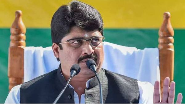 UP MLC By-Elections: 'बेकार में समय किया खराब', जिसने वोट मांगा उसे दिया, सपा को लेकर ऐसा क्यों बोले राजा भैया