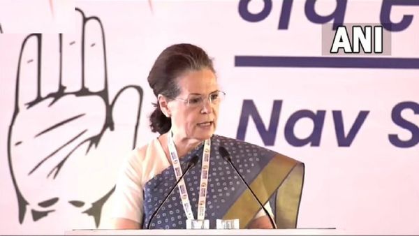 Karnataka Election 2023: सोनिया गांधी 6 मई को करेंगी प्रचार अभियान की शुरुआत, हुबली में रैली को करेंगी संबोधित