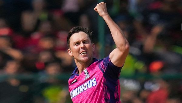 IPL 2023 के पहले ओवर में ही लग जाता है 440 'बोल्ट' का झटका, कुछ ऐसे हैं 10 ओवर के 'खौफनाक' आंकड़े