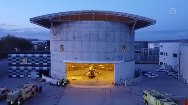 अटैक हेलीकॉप्टर, स्टील्थ ड्रोन, फाइटर जेट, मिनी सबमरीन... हथियार बाजार में तुर्की की धमाकेदार एंट्री