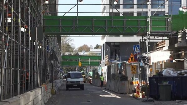 Finland: फिनलैंड में फुटब्रिज गिरने से बड़ा हादसा, 27 लोगों के घायल होने की खबर, ज्यादातर बच्चे