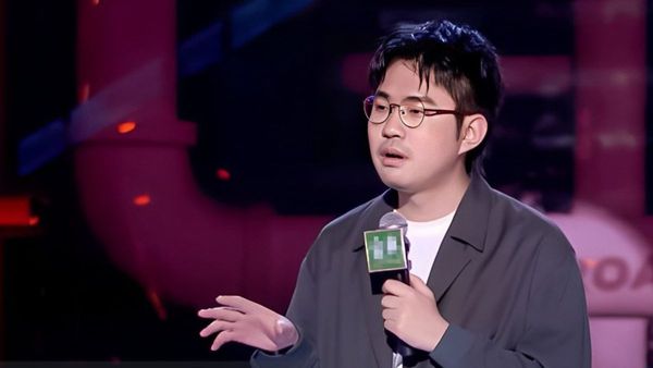 China: कम्युनिस्ट चीन में कॉमेडी करना पड़ा भारी, सेना का मजाक उड़ाने वाले कॉमेडियन पर गिरी गाज