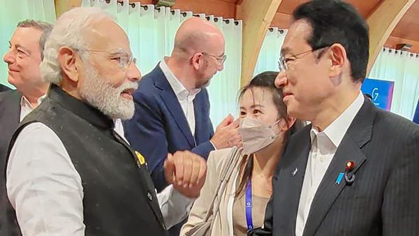 G7 शिखर सम्मेलन में भाग लेने जापान पहुंचे पीएम मोदी, हिरोशिमा में बाइडेन, जेलेंस्की से होगी मुलाकात