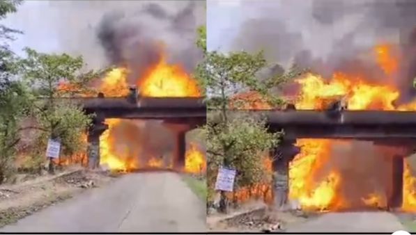 मुंबई-पुणे एक्सप्रेसवे के लोनावाला ओवरब्रिज पर भीषण हादसा, तेल टैंकर में आग लगने से चार लोगों की मौत, 3 घायल