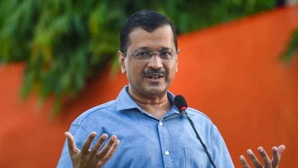 दिल्ली सरकार ने की विशेष सचिव राजशेखर के खिलाफ शिकायत, जानिए क्या लगाए आरोप?