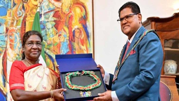 Suriname दौरे पर राष्ट्रपति, हाइएस्ट डिस्टिंक्शन पाने वाली पहली भारतीय, बताया देश के नागरिकों का सम्मान