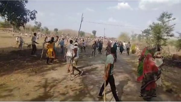 Sidhi News: जीत की खुशी में निकले विजय जुलूस में चले लाठी-डंडे, सरपंची चुनाव हारने पर 100 लोगों ने किया हमला