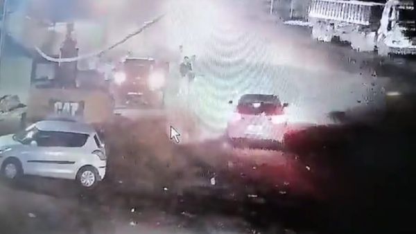 VIDEO: ग्वालियर में ऊर्जा मंत्री के भाई को स्कॉर्पियो से कुचलने का प्रयास, ट्रैक्टर ने बचाई जान, CCTV में कैद