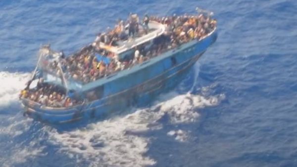 Greece boat News: ग्रीस नाव हादसे में 600 लोगों की मौत की आशंका, 79 शव निकाले गये.. 100 बच्चे भी थे सवार