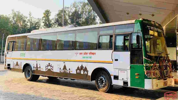 Bareilly:'नमाज' के लिए बीच रोड़ पर रोडवेज परिचालक ने रोकी थी बस, अब हुई यह कार्रवाई