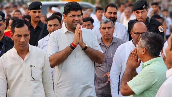 अतिरिक्त अनाज मंडी में दुकान लेने वाले आढ़तियों के बनाए जाएंगे लाइसेंस: दुष्यंत चौटाला