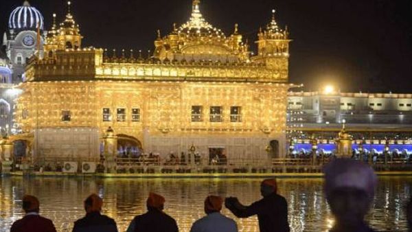 स्वर्ण मंदिर के पास बम होने की सूचना, पंजाब पुलिस के फूले हाथ पांव, मौके पर 10 बम निरोधक टीम, हिरासत में 4 लोग