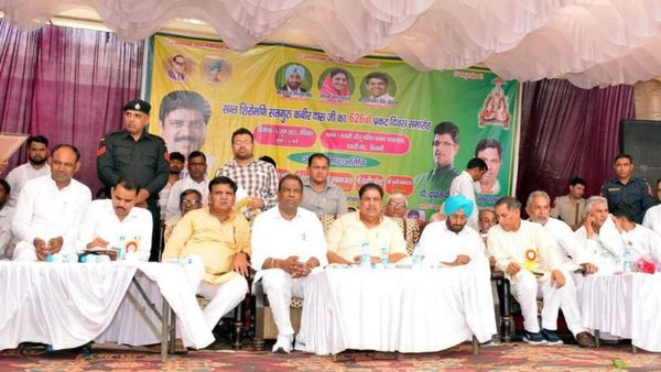 गांव-शहरों में जनसंपर्क जारी, 2024 चुनाव की तैयारी में जुटी जेजेपी: अजय चौटाला