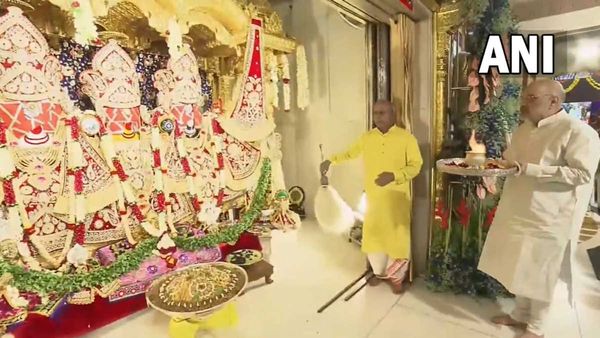 Jagannath Rath Yatra 2023: जगन्नाथ रथ यात्रा आज से , मंगला आरती में शामिल हुए अमित शाह, PM मोदी ने दी बधाई