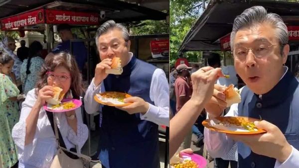 'थोड़ा तीखा कम प्लीज', जापानी राजदूत को भाया वड़ा पाव, खाने के बाद कुछ ऐसा था रिएक्शन, Video Viral