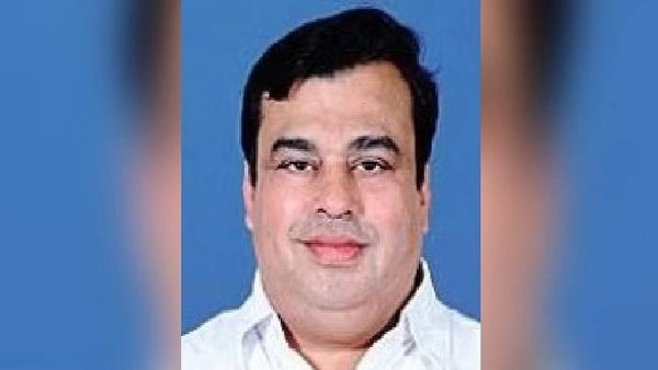 ओडिशा 'नॉन परफॉर्मर' पुजारी को नवीन पटनायक ने हटाया, प्रमुख सचिव सेठी भी बदले