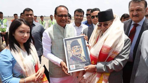 New Delhi के लिए रवाना हुए Nepal के PM प्रचंड, CM Shivraj ने दी भावभीनी विदाई