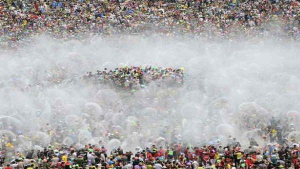 Tiananmen Square: जब चीन में लोकतंत्र की मांग कर रहे नागरिकों पर चढ़ा दिए गए टैंक