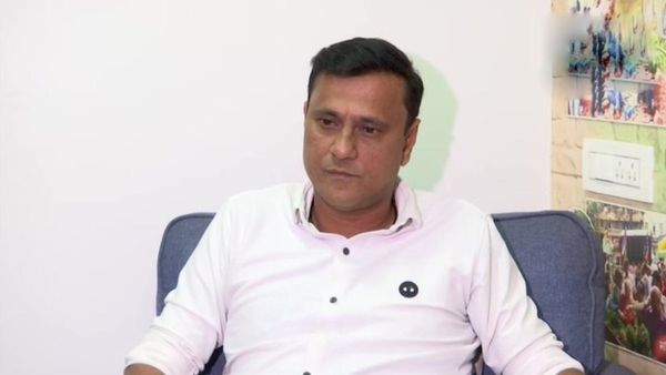 महाराष्ट्र सरकार का बड़ा फैसला, मनसे नेता संदीप देशपांडे सहित 8 के खिलाफ केस दर्ज