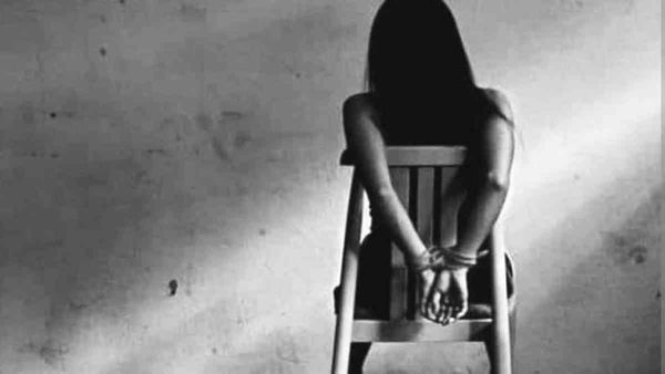 Crimes against Women: लिव इन में महिलाओं पर बढ़ते अपराध, जानें साइकोलॉजिस्ट और सीनियर एडवोकेट की राय