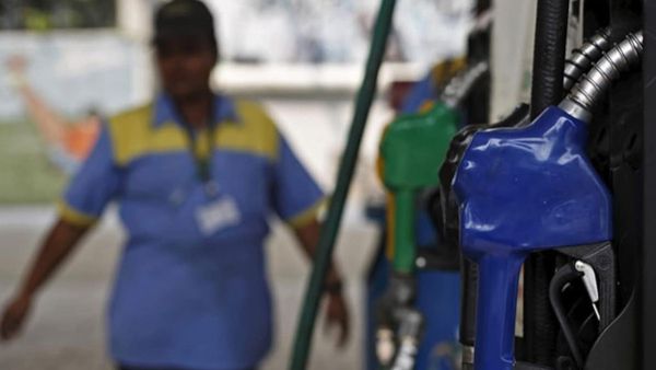 Petrol-Diesel Price 30 June: जून के आखिरी दिन क्या है देश में तेल की कीमत?
